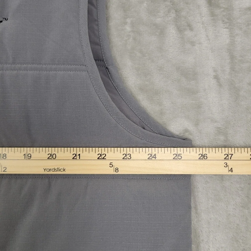 Travis Mathew Quilted Puffer Vest Mens Gray 2XL Full Zip Insulated Pockets